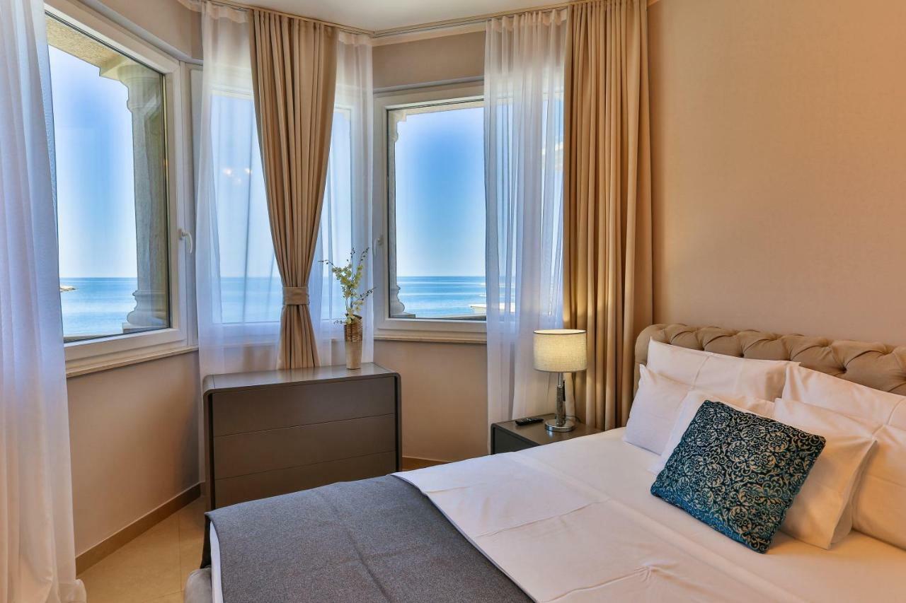 Regina Del Mare Hotel บาร์ ภายนอก รูปภาพ